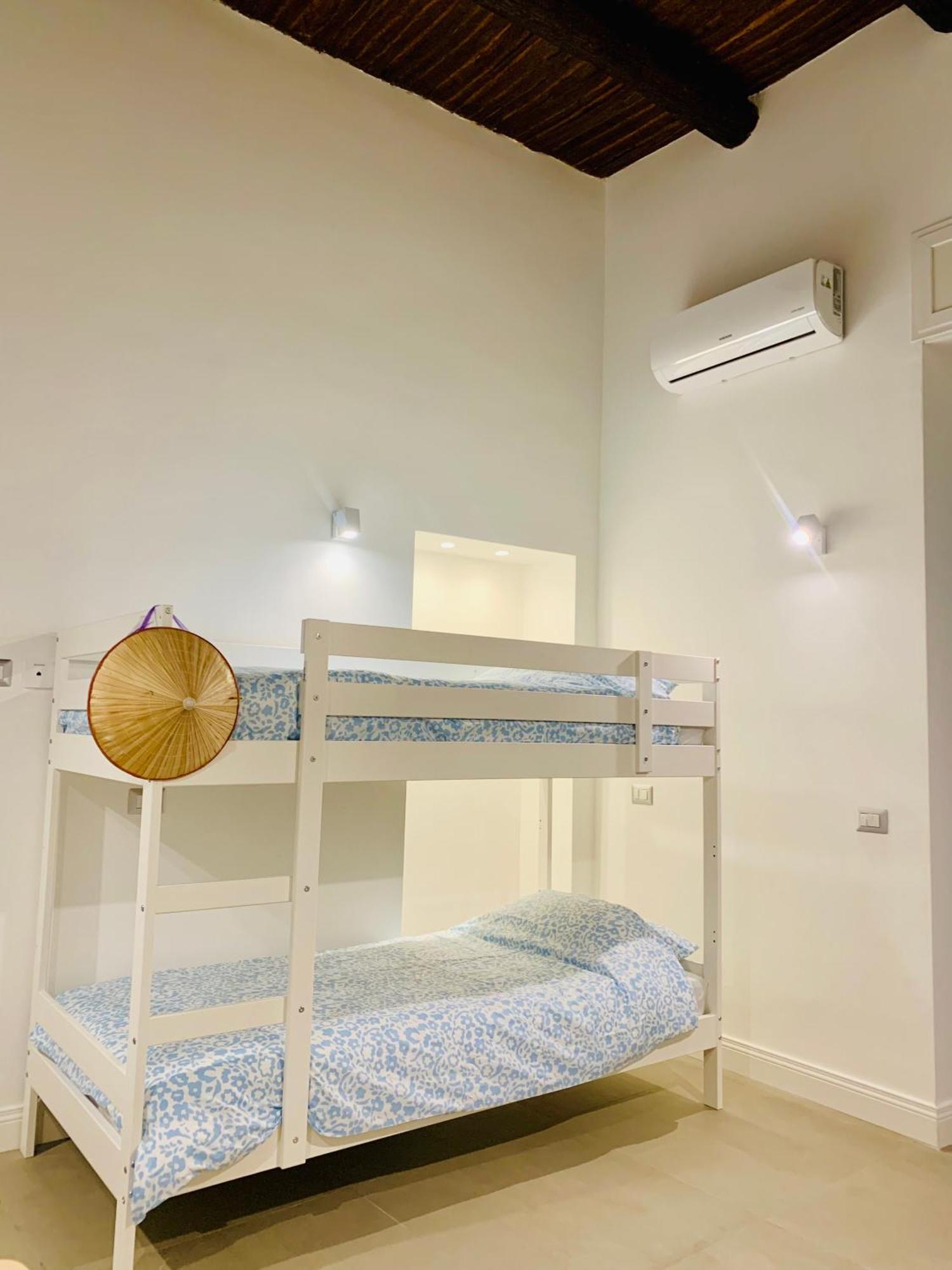 Fafa Apartment City Center Naples Extérieur photo